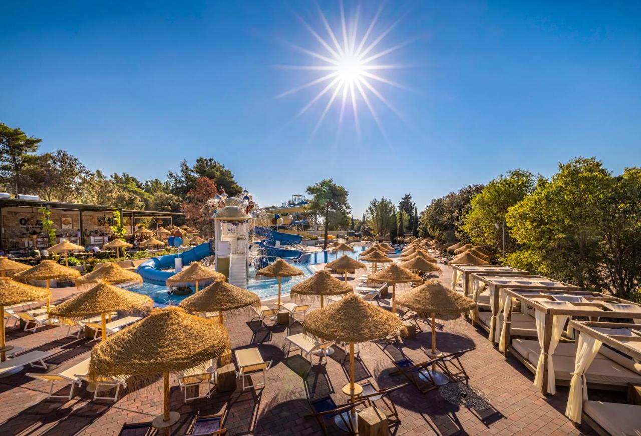 Valamar Amicor Resort Stari Grad  Kültér fotó