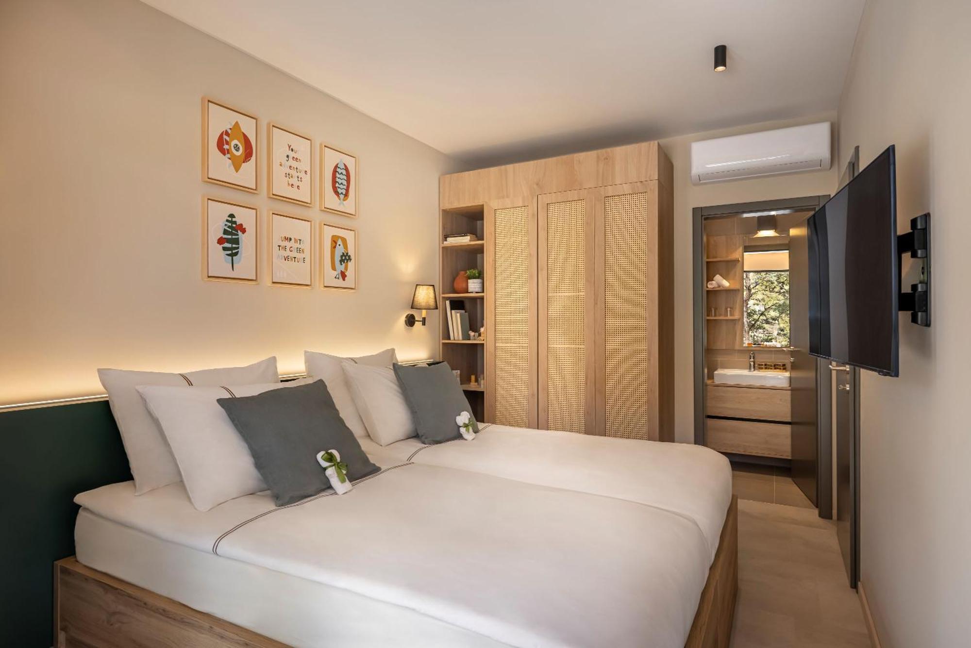 Valamar Amicor Resort Stari Grad  Szoba fotó